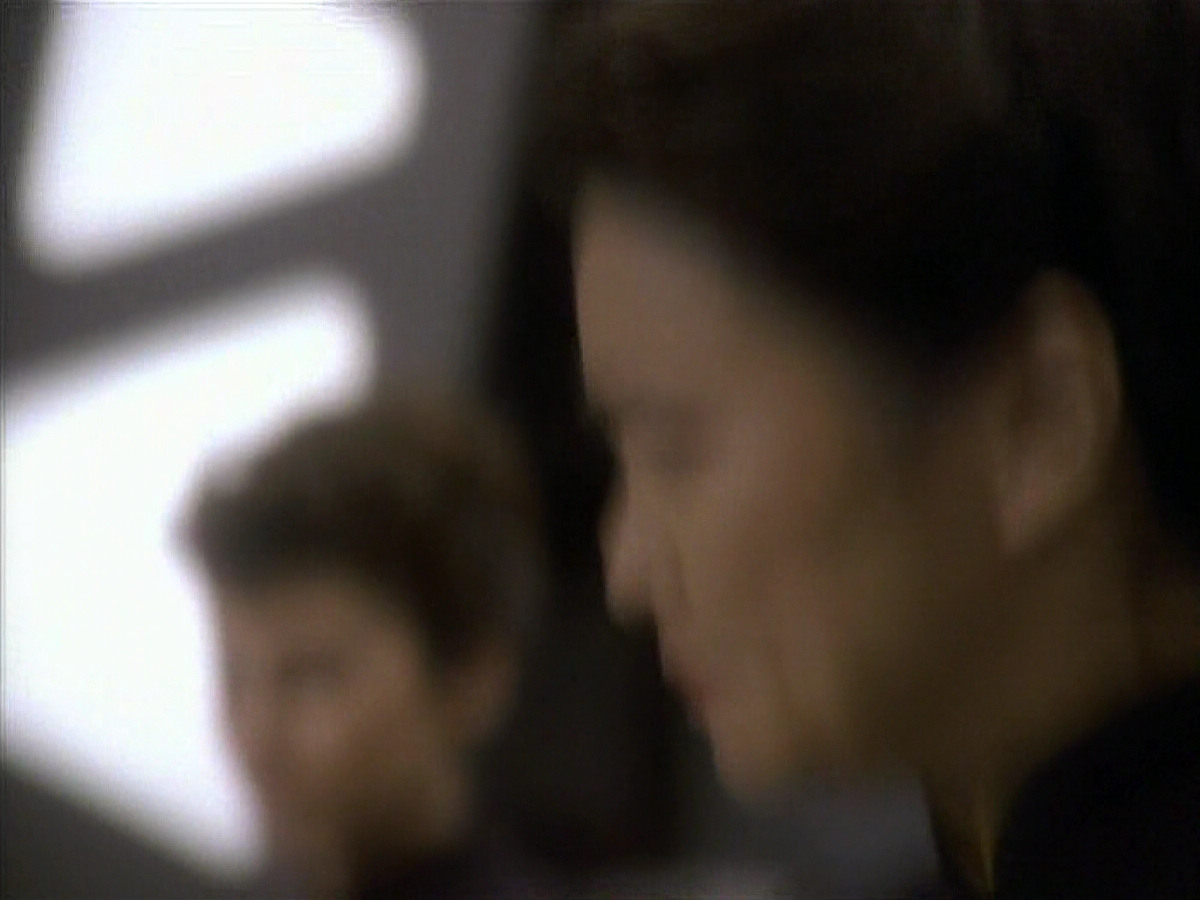extant_StarTrekDS9_1x01-1x02-Emissary_0068.jpg