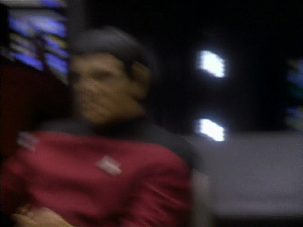 extant_StarTrekDS9_1x01-1x02-Emissary_0072.jpg