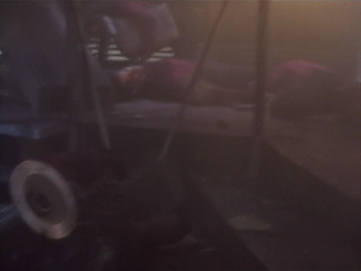 extant_StarTrekDS9_1x01-1x02-Emissary_0102.jpg