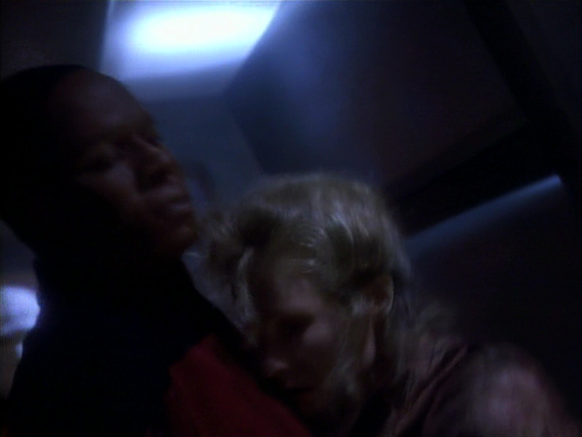 extant_StarTrekDS9_1x01-1x02-Emissary_0161.jpg