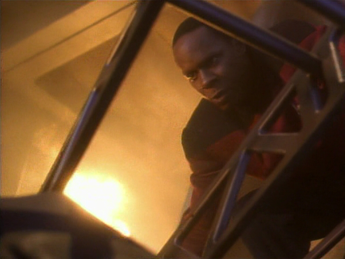 extant_StarTrekDS9_1x01-1x02-Emissary_0224.jpg