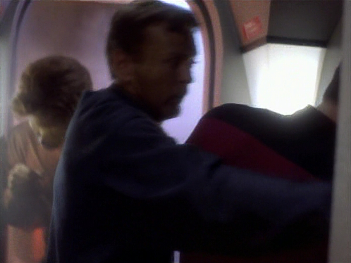 extant_StarTrekDS9_1x01-1x02-Emissary_0299.jpg
