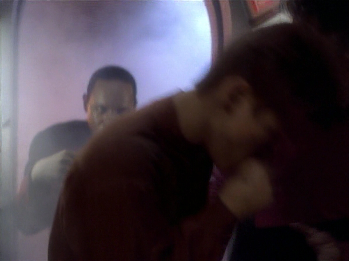 extant_StarTrekDS9_1x01-1x02-Emissary_0301.jpg