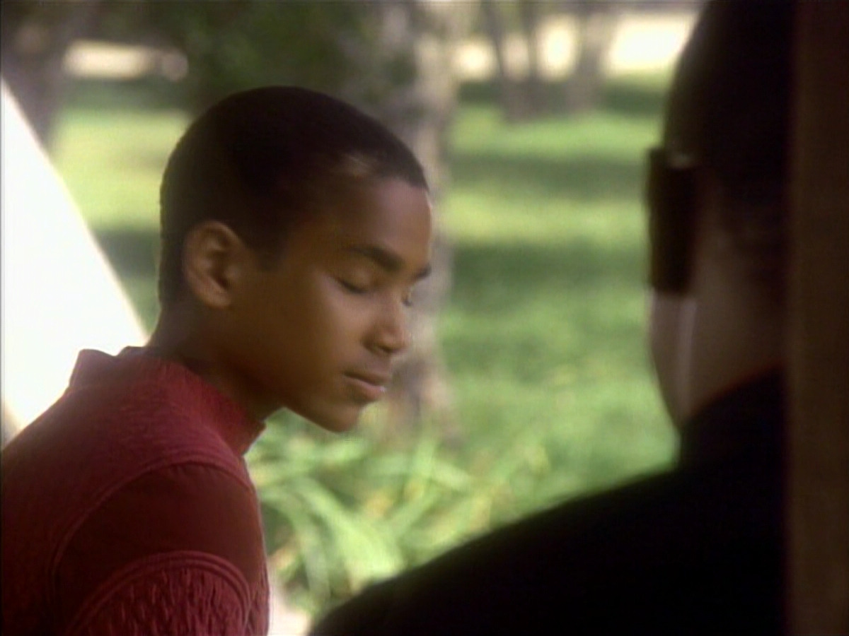 extant_StarTrekDS9_1x01-1x02-Emissary_0398.jpg