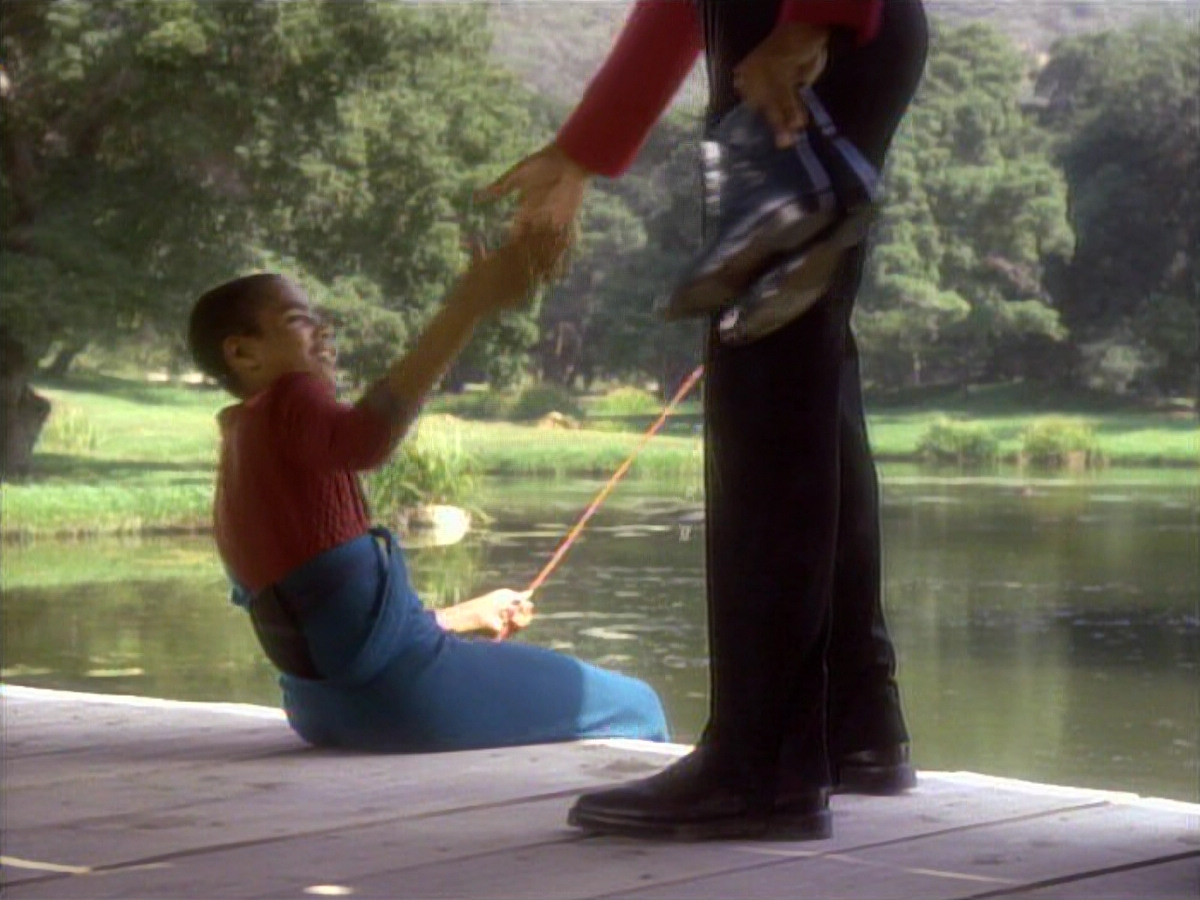 extant_StarTrekDS9_1x01-1x02-Emissary_0423.jpg
