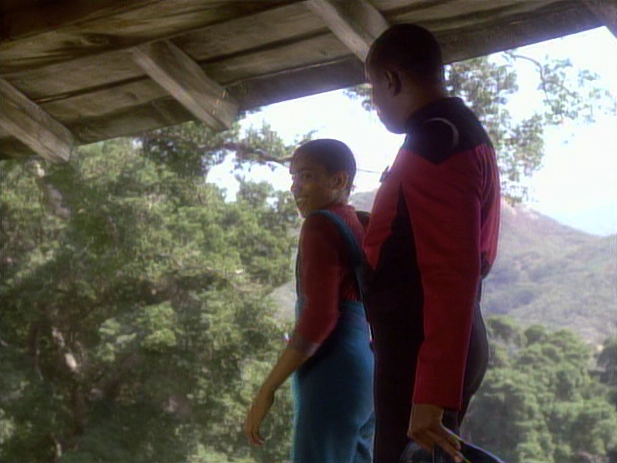 extant_StarTrekDS9_1x01-1x02-Emissary_0427.jpg