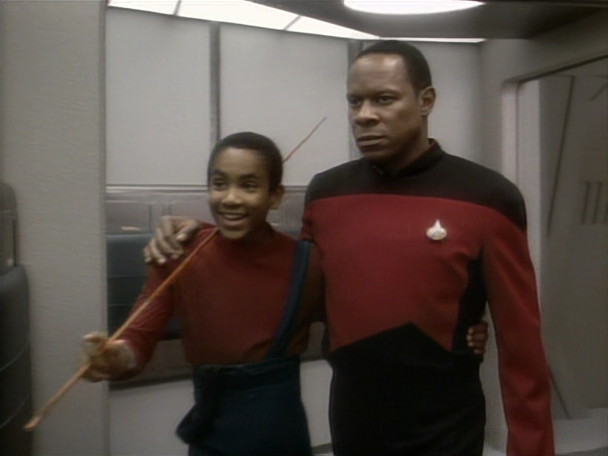 extant_StarTrekDS9_1x01-1x02-Emissary_0450.jpg