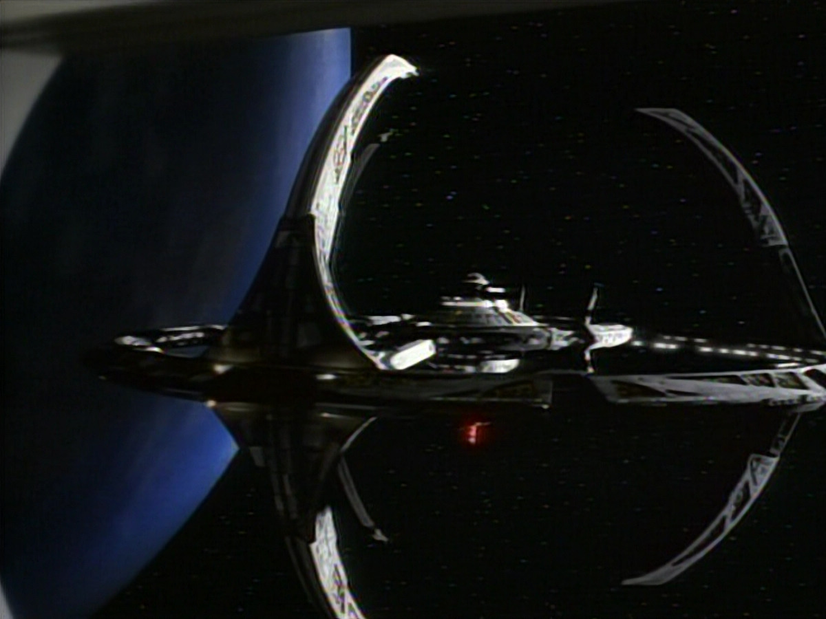 extant_StarTrekDS9_1x01-1x02-Emissary_0475.jpg