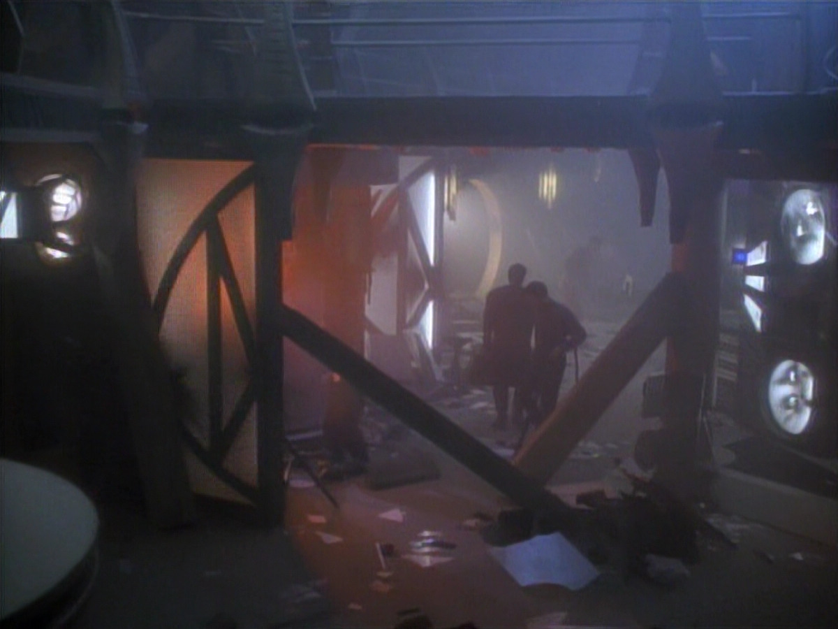 extant_StarTrekDS9_1x01-1x02-Emissary_0507.jpg