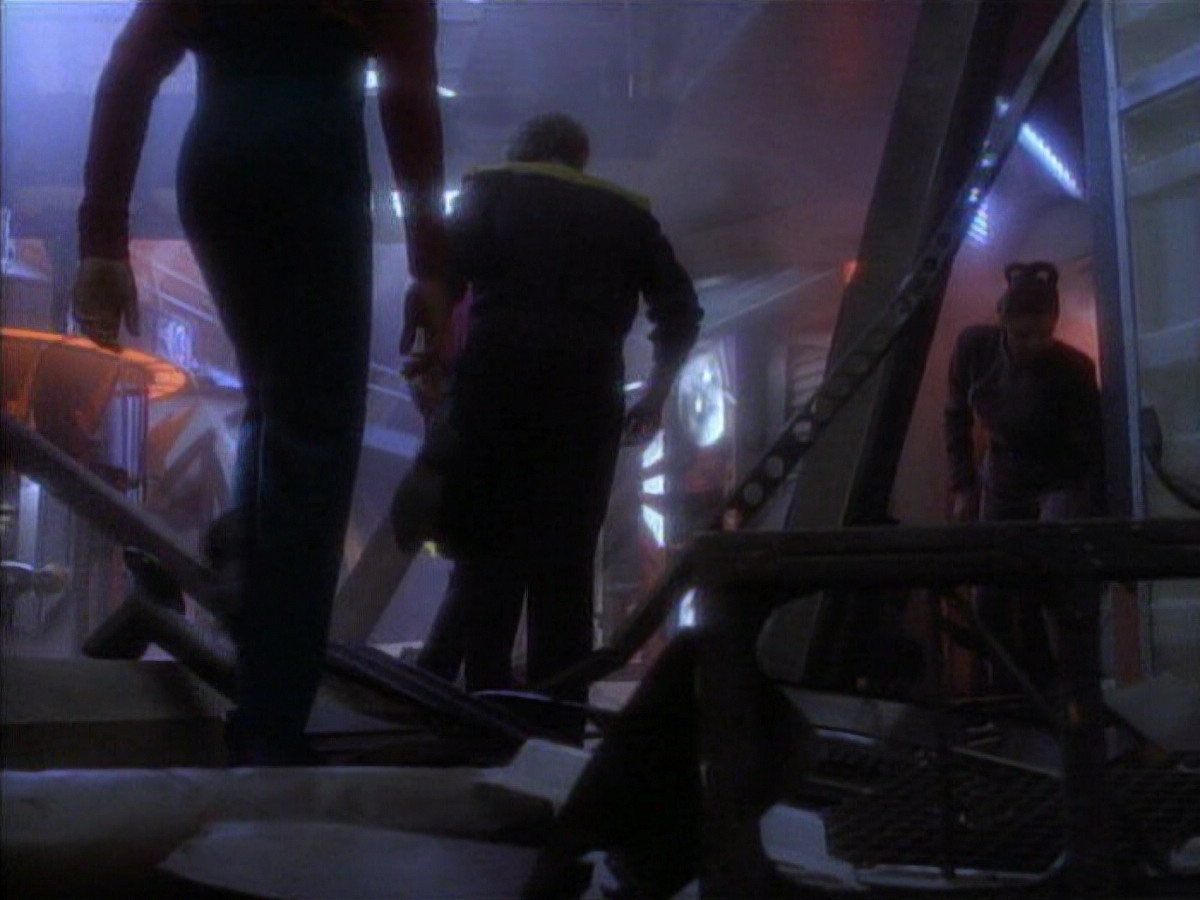 extant_StarTrekDS9_1x01-1x02-Emissary_0550.jpg