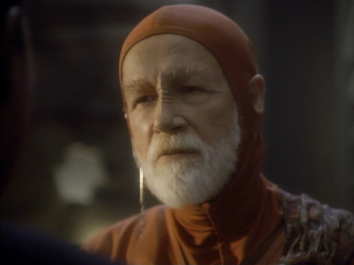 extant_StarTrekDS9_1x01-1x02-Emissary_0596.jpg