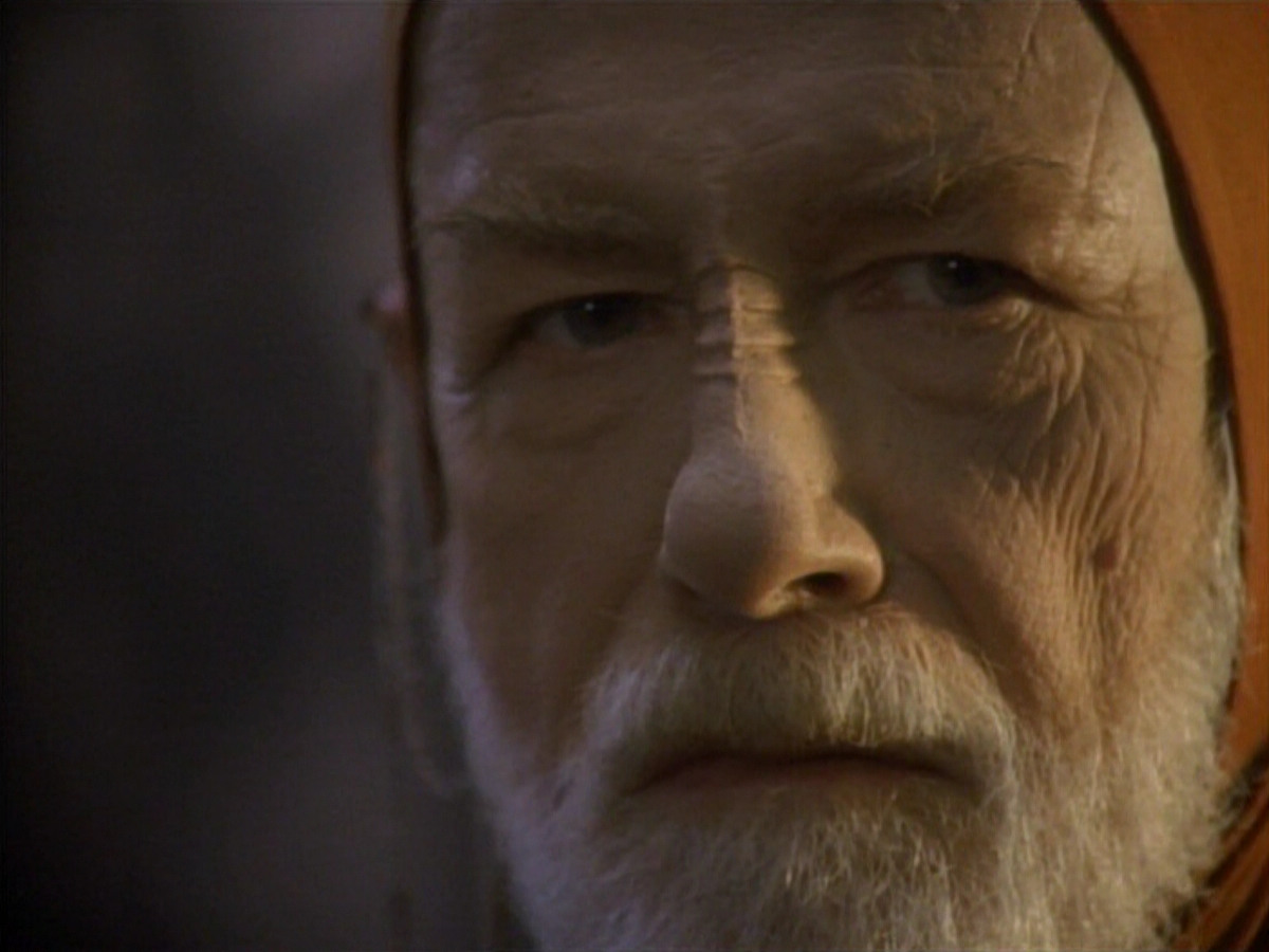 extant_StarTrekDS9_1x01-1x02-Emissary_0622.jpg