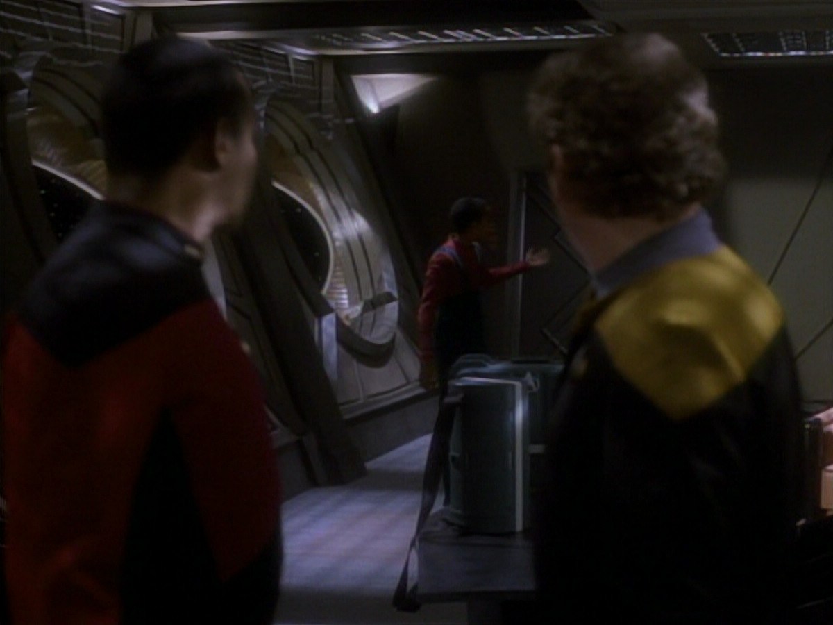 extant_StarTrekDS9_1x01-1x02-Emissary_0646.jpg