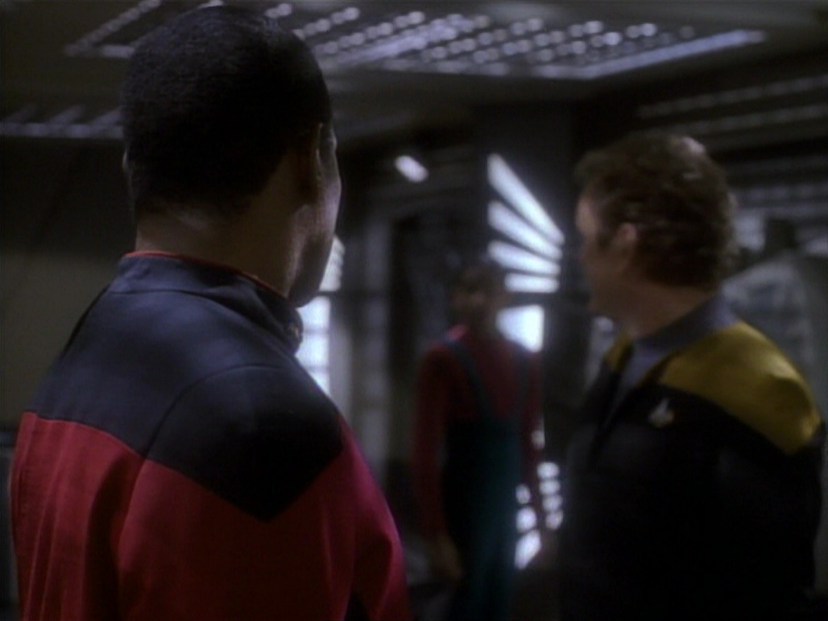 extant_StarTrekDS9_1x01-1x02-Emissary_0673.jpg