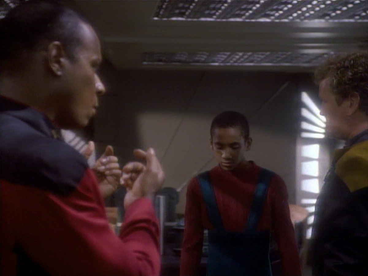 extant_StarTrekDS9_1x01-1x02-Emissary_0694.jpg