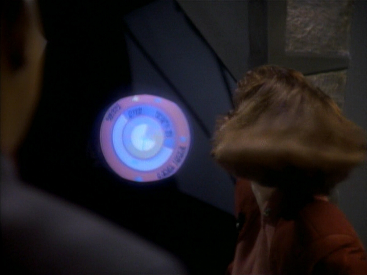 extant_StarTrekDS9_1x01-1x02-Emissary_0932.jpg