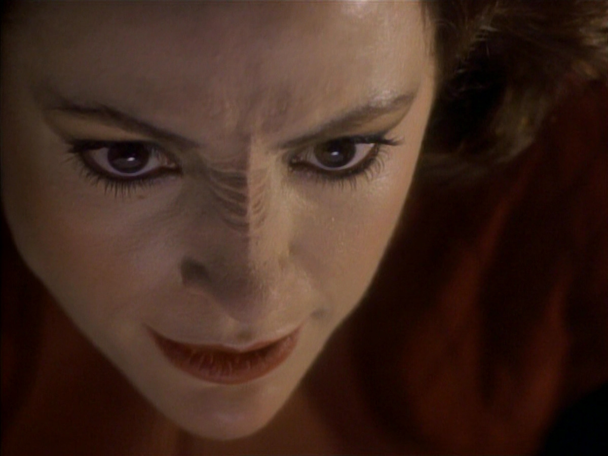 extant_StarTrekDS9_1x01-1x02-Emissary_0939.jpg