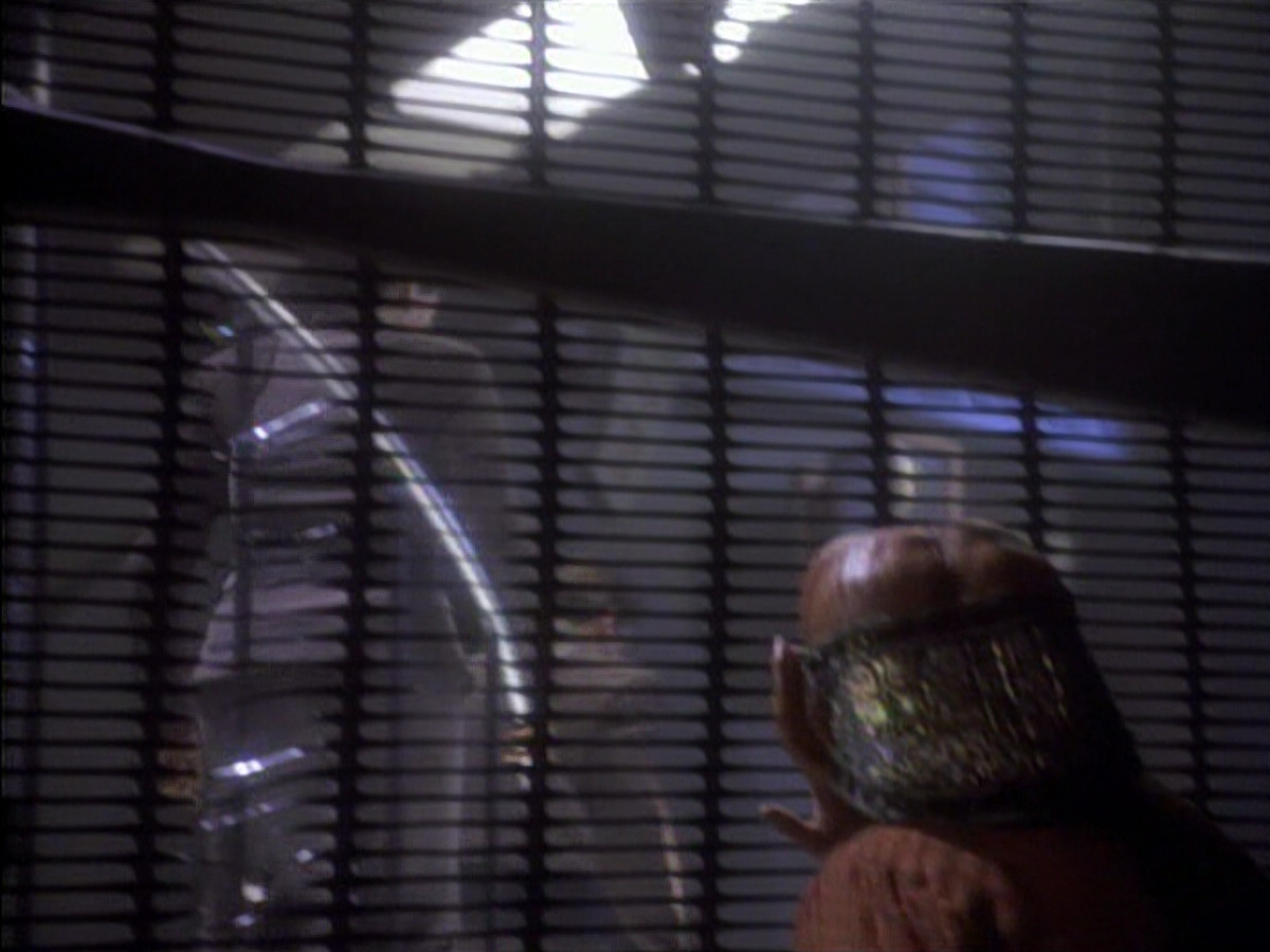 extant_StarTrekDS9_1x01-1x02-Emissary_0967.jpg