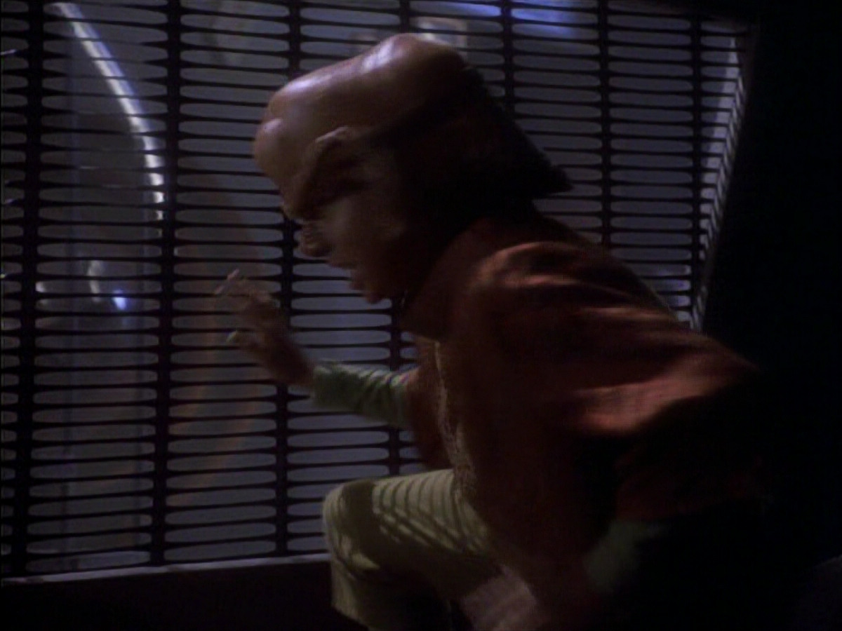 extant_StarTrekDS9_1x01-1x02-Emissary_0970.jpg