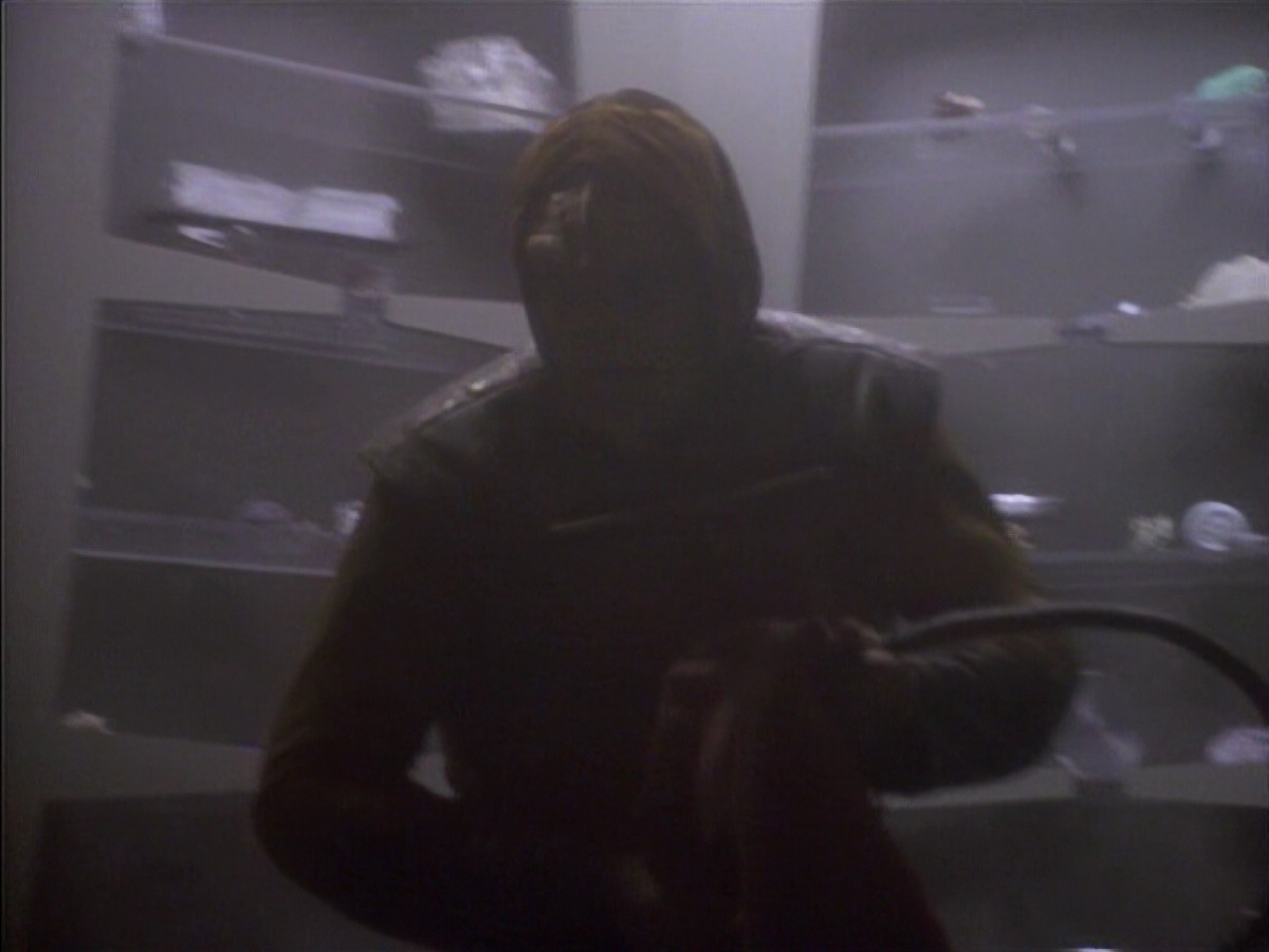 extant_StarTrekDS9_1x01-1x02-Emissary_0985.jpg