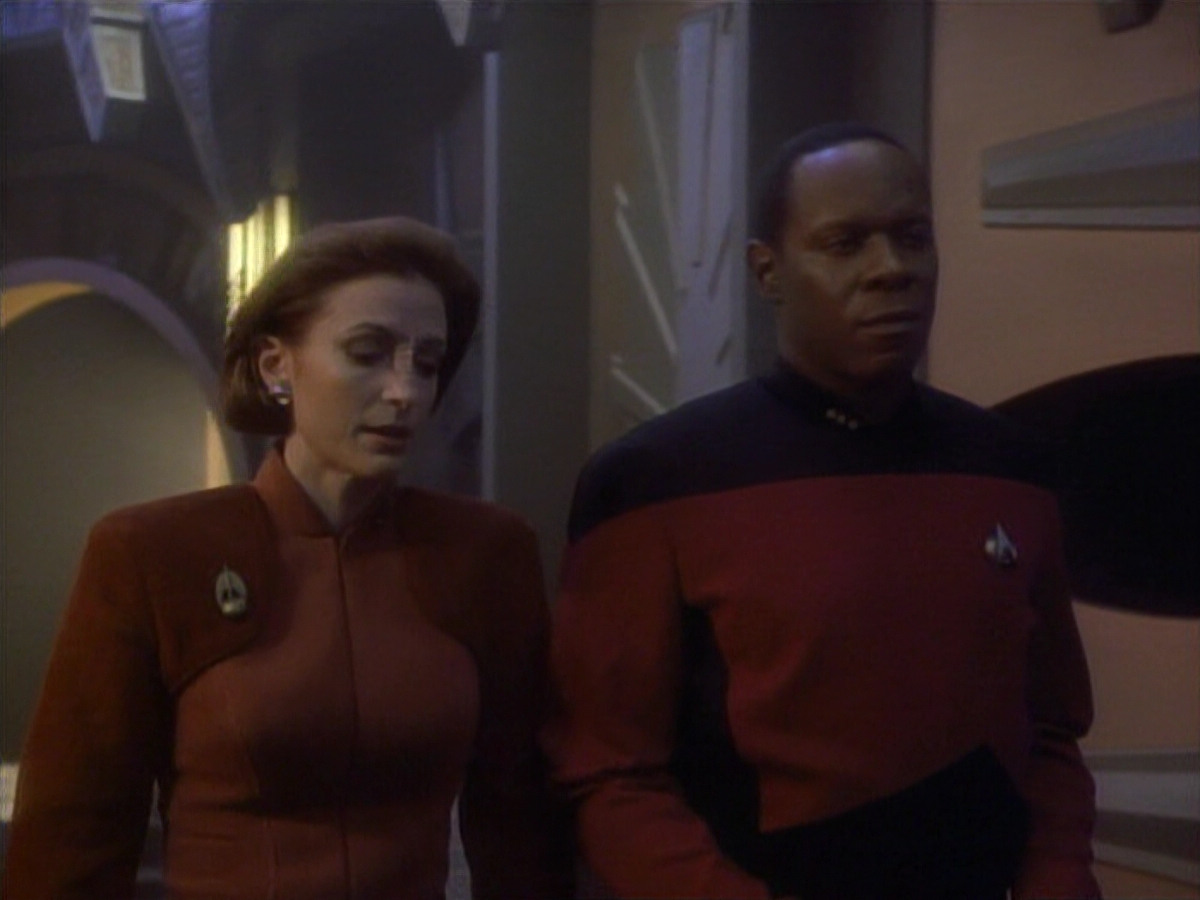 extant_StarTrekDS9_1x01-1x02-Emissary_1128.jpg