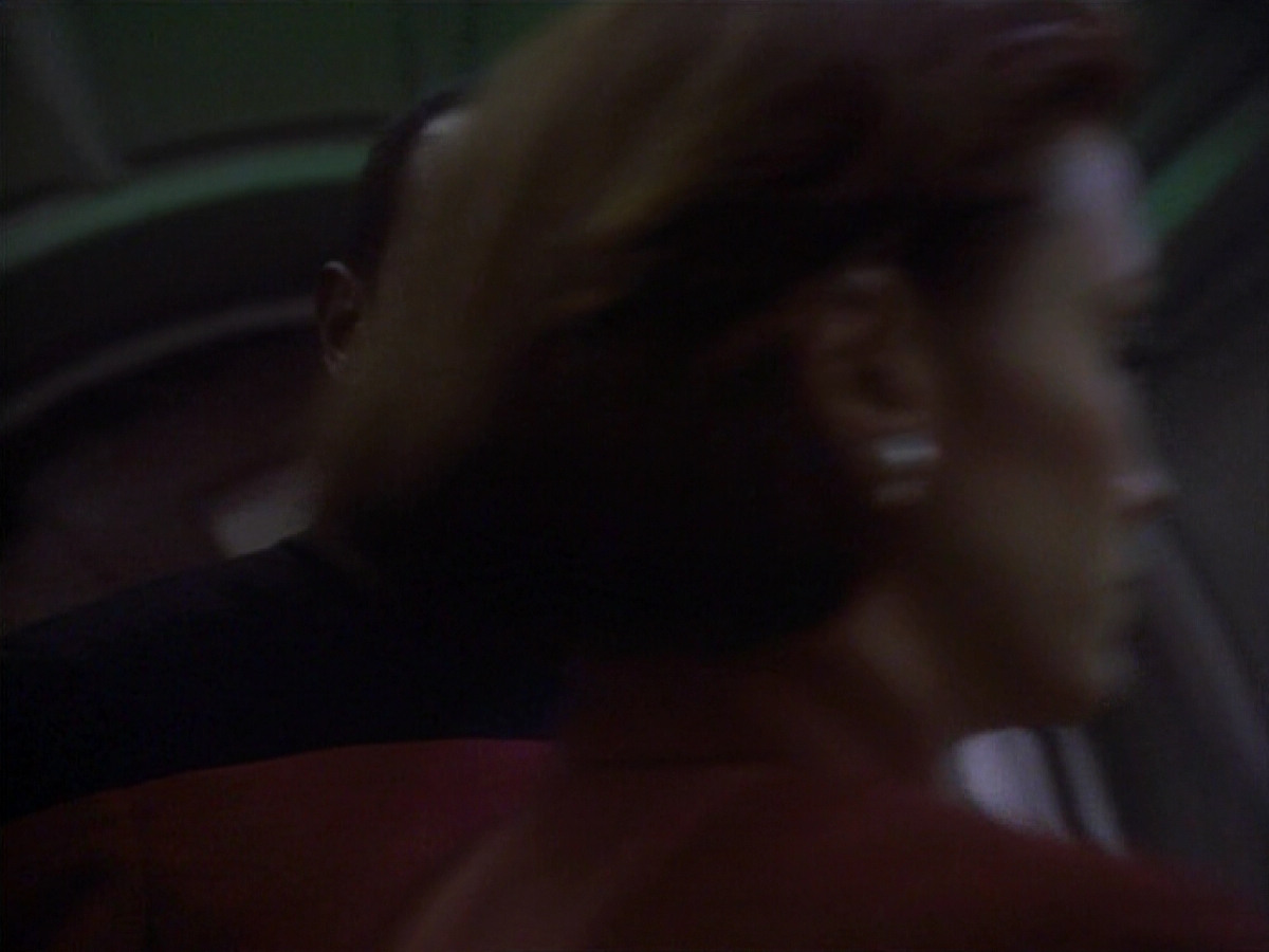 extant_StarTrekDS9_1x01-1x02-Emissary_1141.jpg