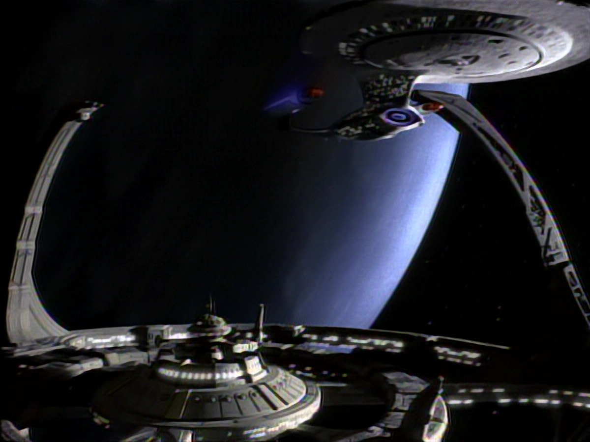 extant_StarTrekDS9_1x01-1x02-Emissary_1175.jpg