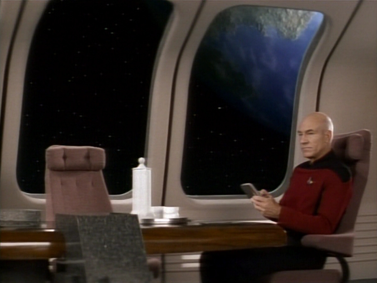 extant_StarTrekDS9_1x01-1x02-Emissary_1185.jpg