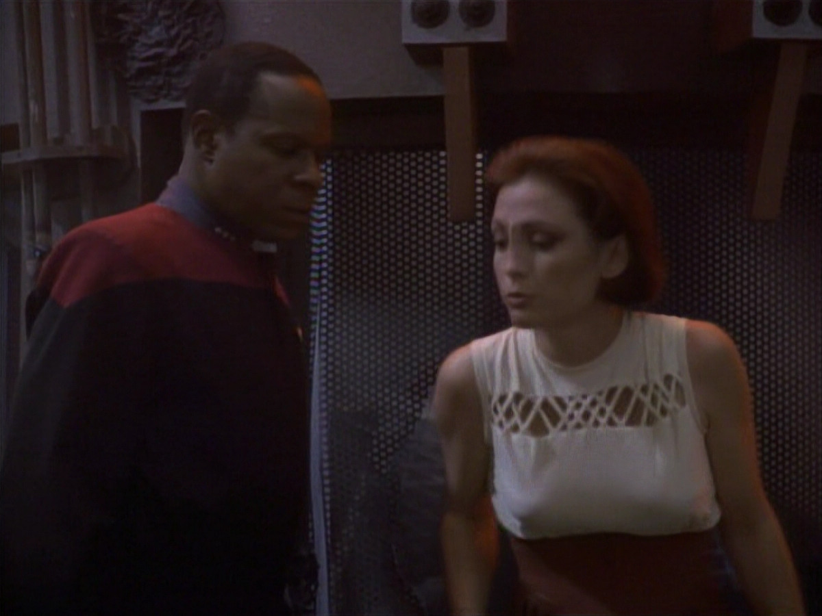 extant_StarTrekDS9_1x01-1x02-Emissary_1650.jpg
