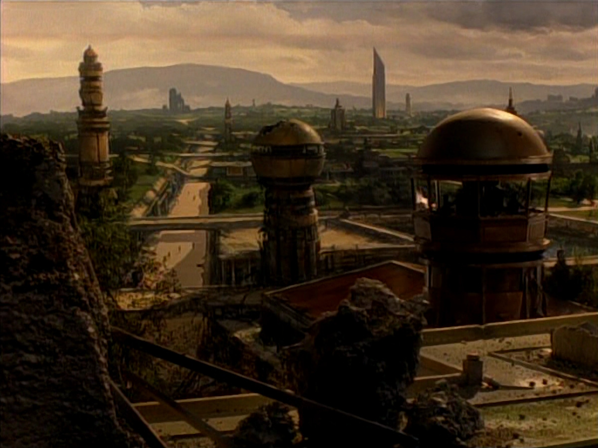 extant_StarTrekDS9_1x01-1x02-Emissary_1798.jpg
