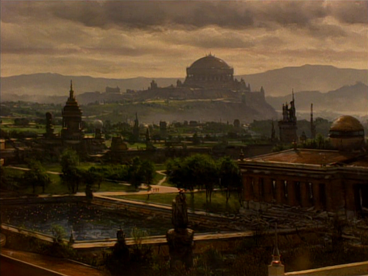 extant_StarTrekDS9_1x01-1x02-Emissary_1824.jpg
