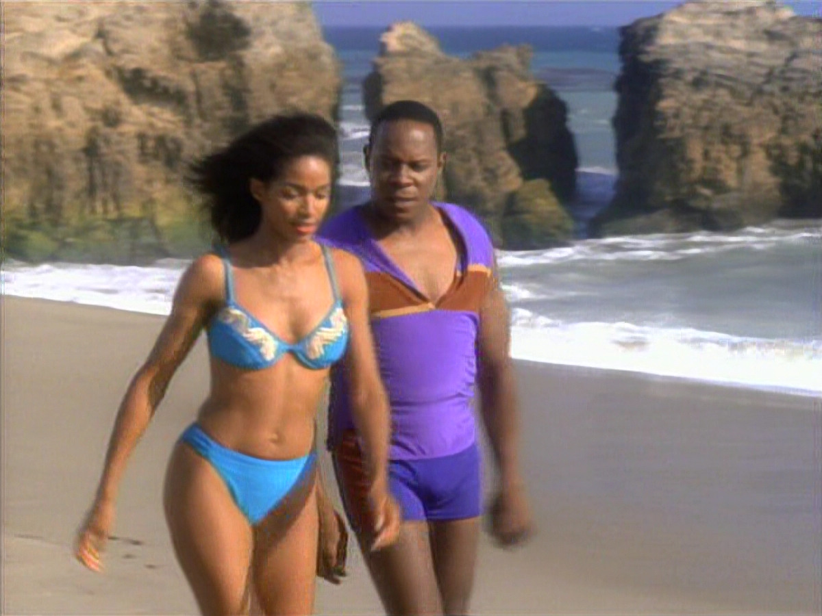 extant_StarTrekDS9_1x01-1x02-Emissary_2187.jpg