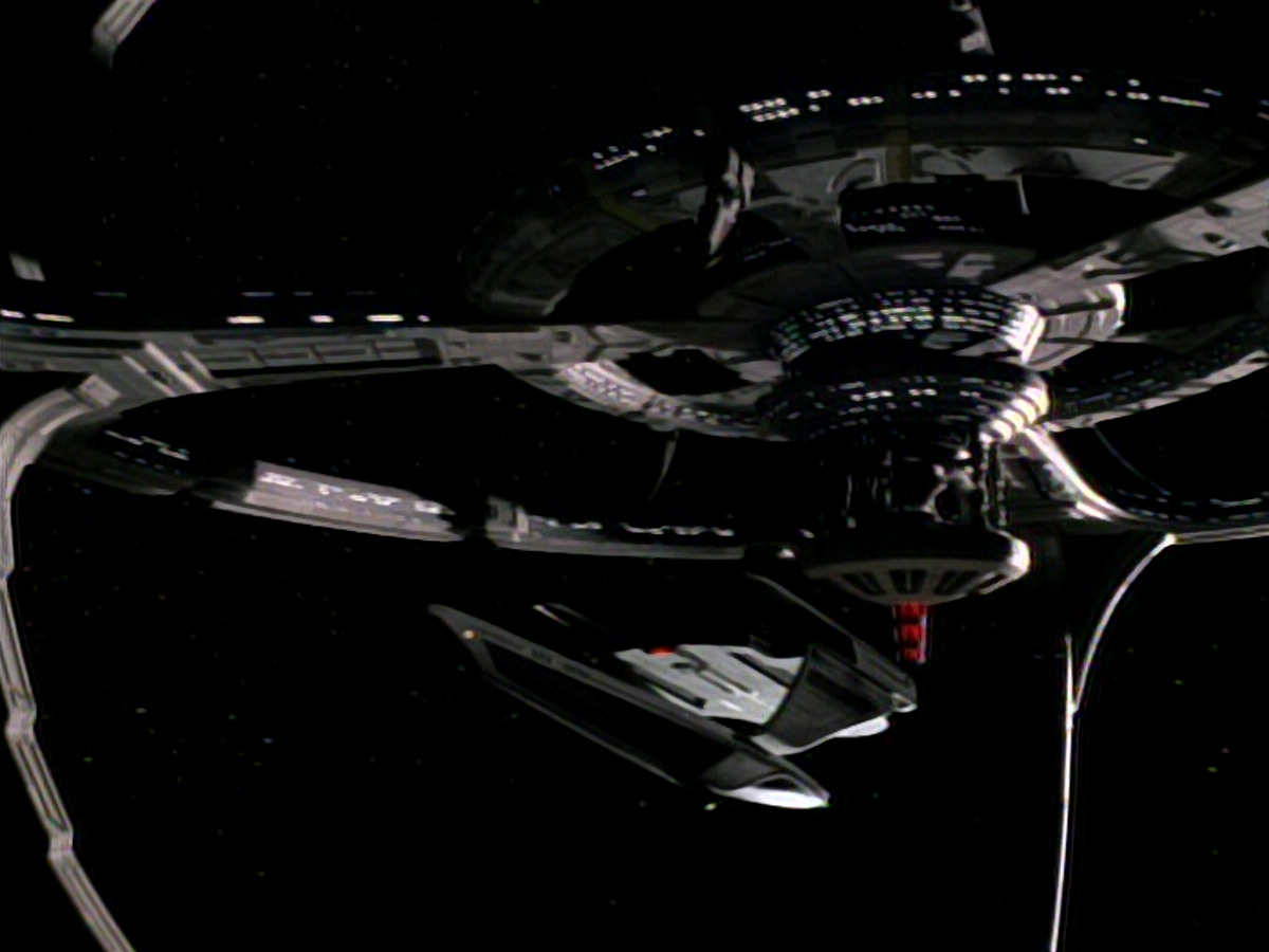 extant_StarTrekDS9_1x01-1x02-Emissary_2649.jpg