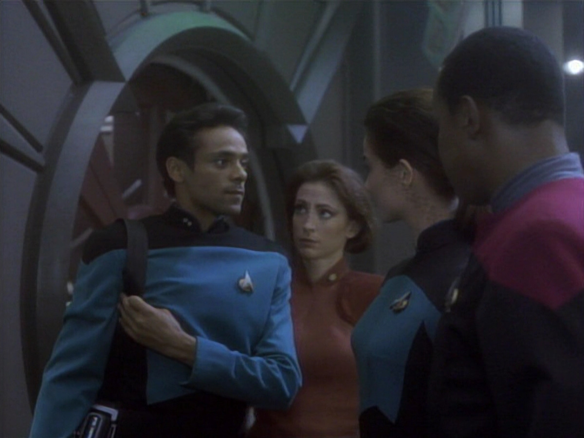 extant_StarTrekDS9_1x01-1x02-Emissary_2676.jpg