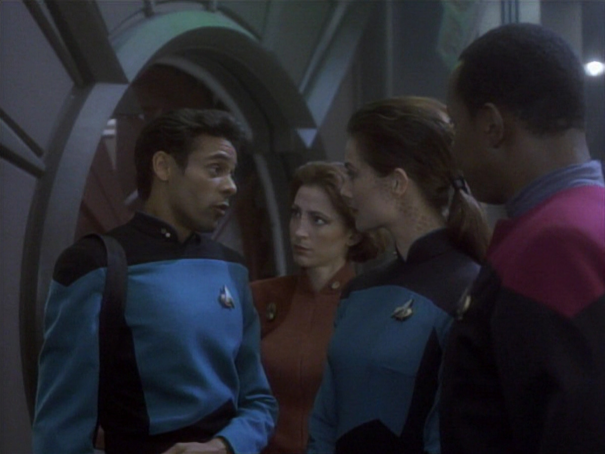 extant_StarTrekDS9_1x01-1x02-Emissary_2686.jpg