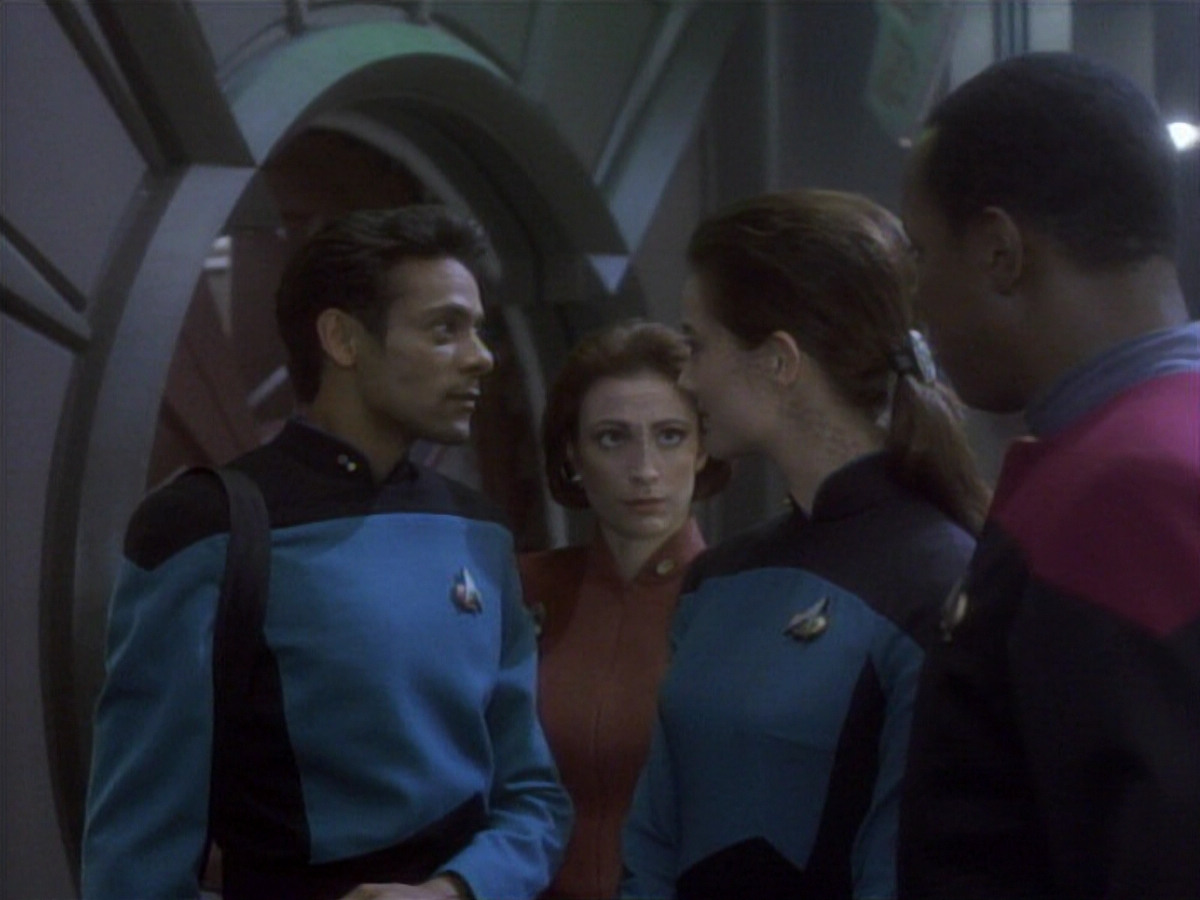 extant_StarTrekDS9_1x01-1x02-Emissary_2691.jpg
