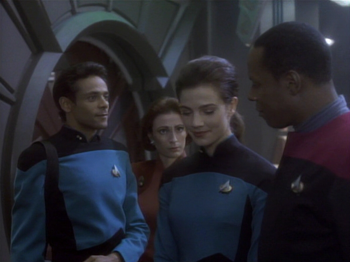 extant_StarTrekDS9_1x01-1x02-Emissary_2693.jpg
