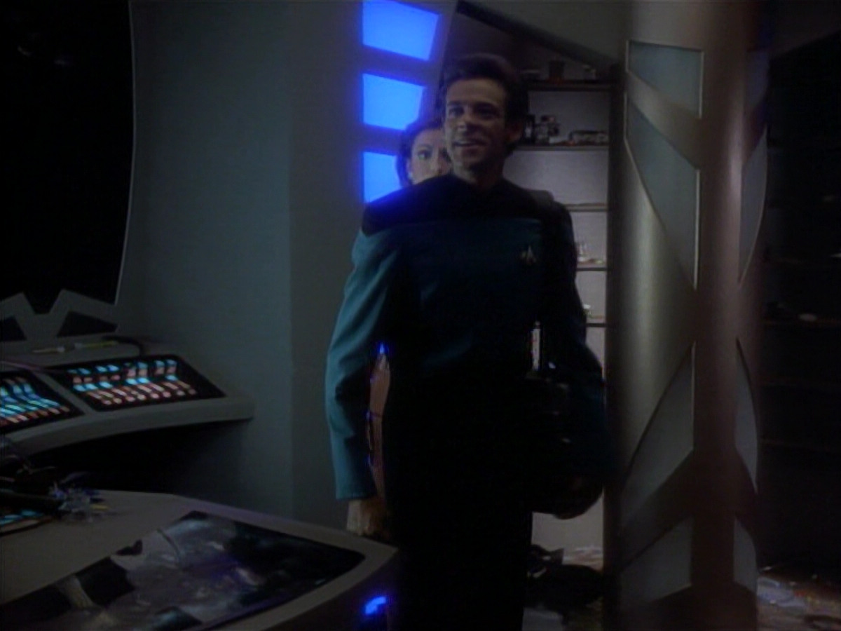 extant_StarTrekDS9_1x01-1x02-Emissary_2756.jpg