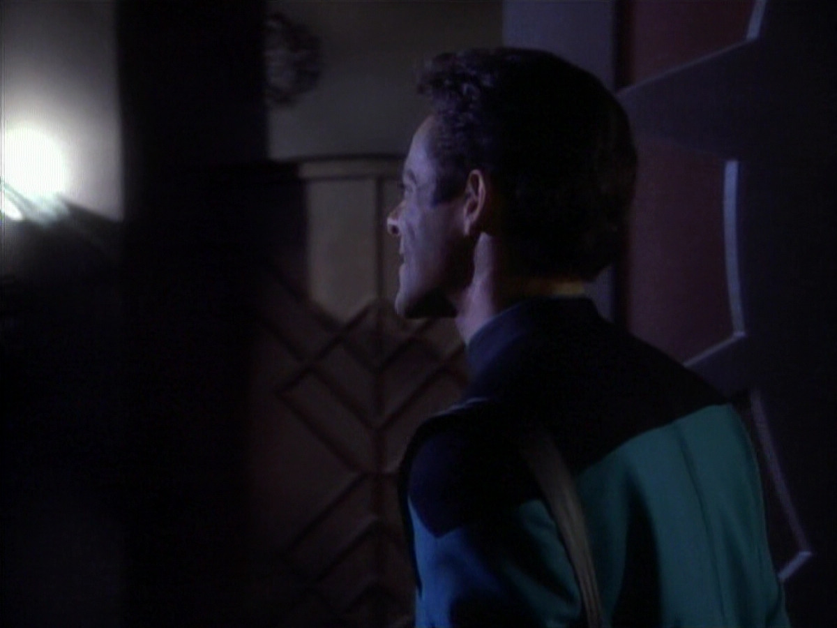 extant_StarTrekDS9_1x01-1x02-Emissary_2781.jpg