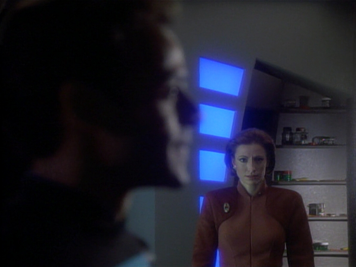 extant_StarTrekDS9_1x01-1x02-Emissary_2806.jpg
