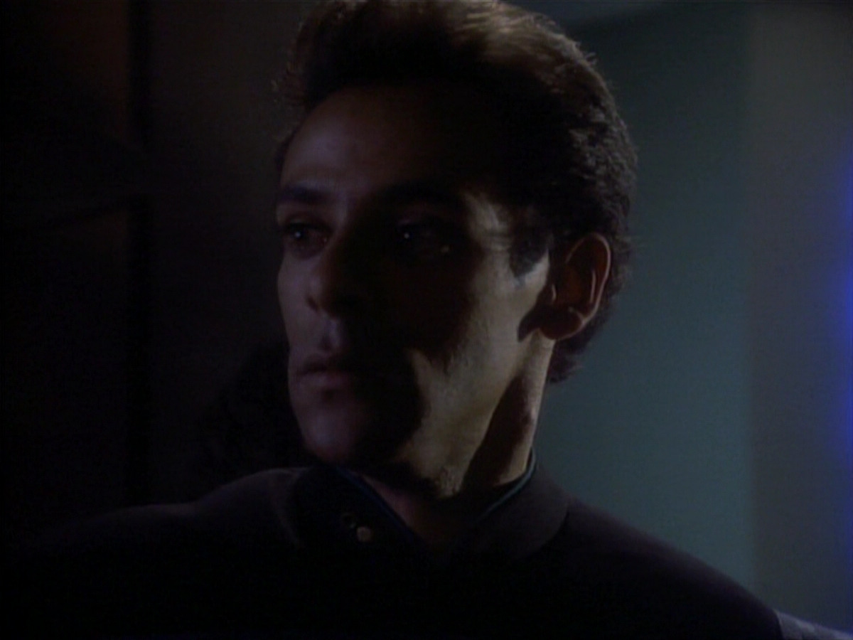extant_StarTrekDS9_1x01-1x02-Emissary_2835.jpg