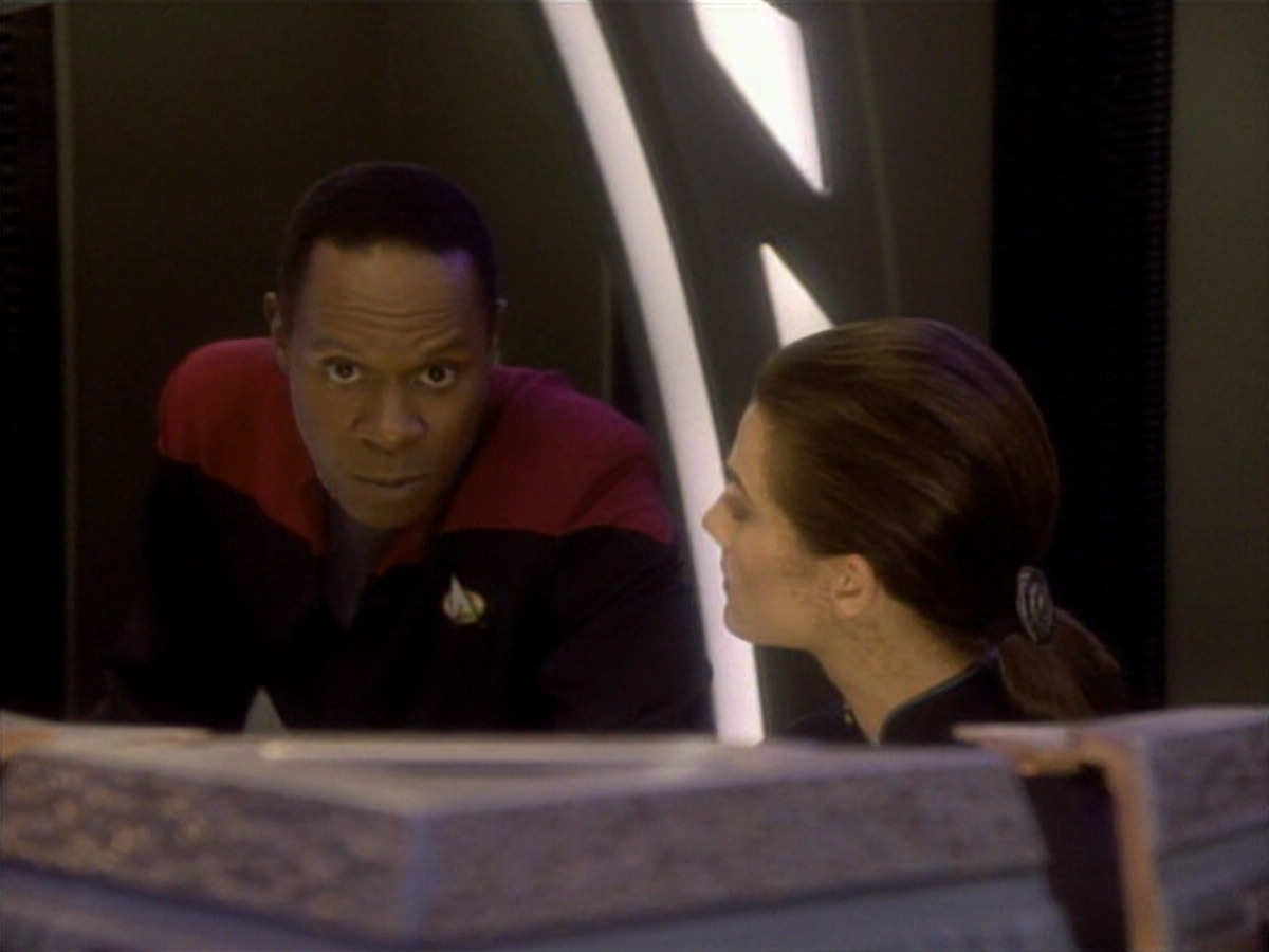 extant_StarTrekDS9_1x01-1x02-Emissary_2862.jpg
