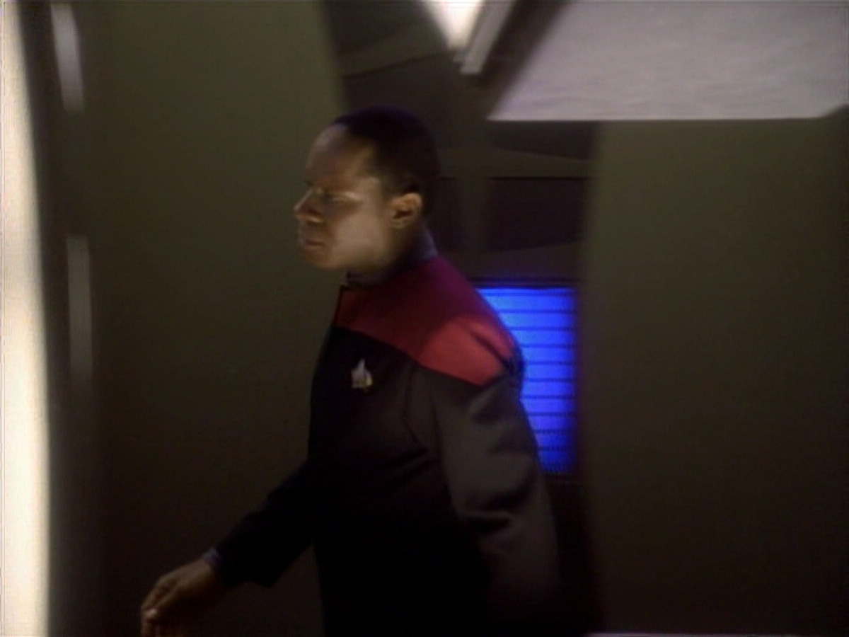 extant_StarTrekDS9_1x01-1x02-Emissary_2870.jpg
