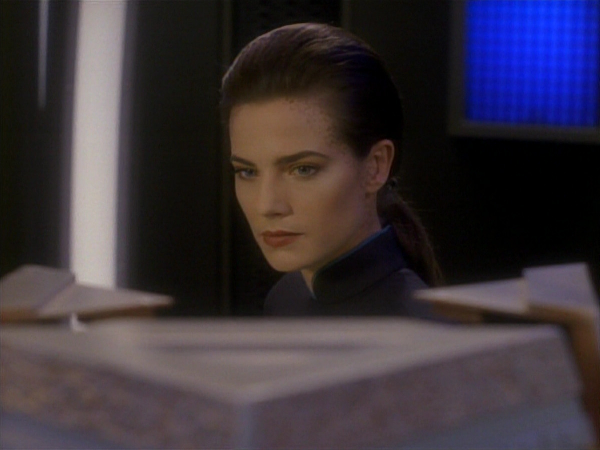 extant_StarTrekDS9_1x01-1x02-Emissary_2920.jpg
