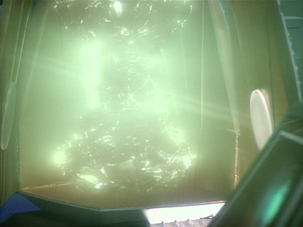 extant_StarTrekDS9_1x01-1x02-Emissary_2921.jpg