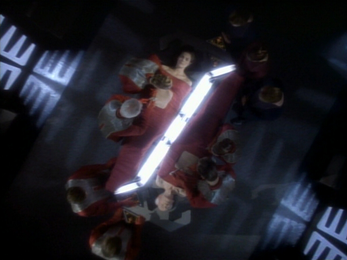 extant_StarTrekDS9_1x01-1x02-Emissary_2935.jpg