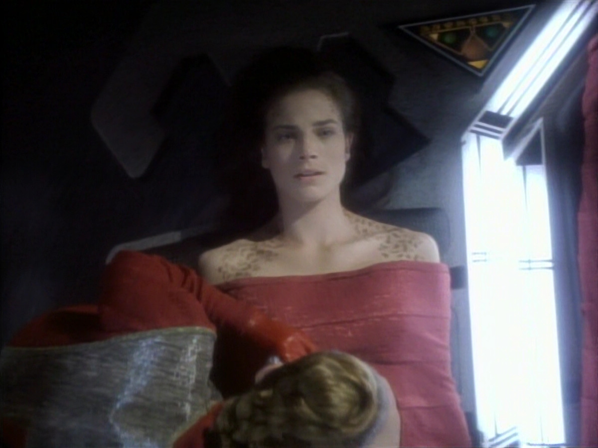 extant_StarTrekDS9_1x01-1x02-Emissary_2943.jpg