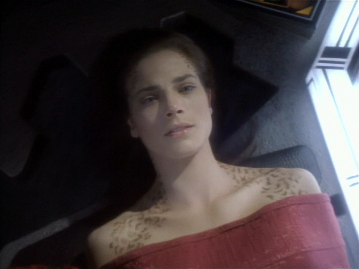 extant_StarTrekDS9_1x01-1x02-Emissary_2945.jpg
