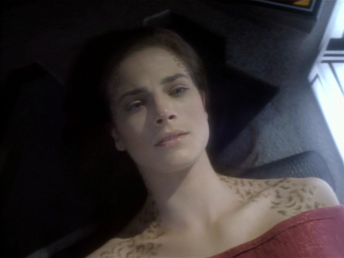 extant_StarTrekDS9_1x01-1x02-Emissary_2946.jpg
