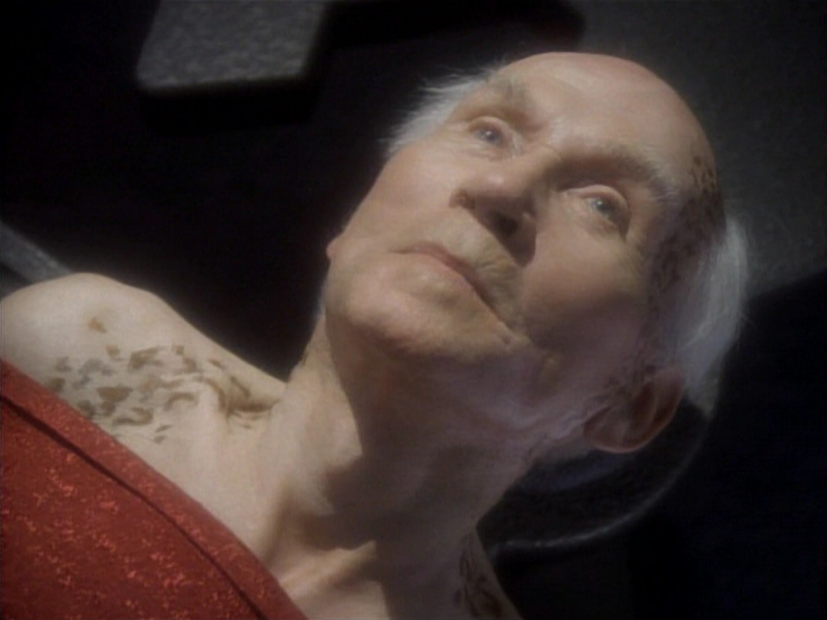 extant_StarTrekDS9_1x01-1x02-Emissary_2977.jpg